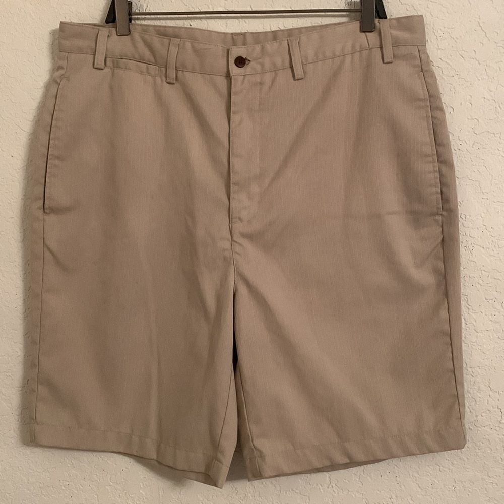 Caribbean Joe Tan Men’s Shorts Size 38